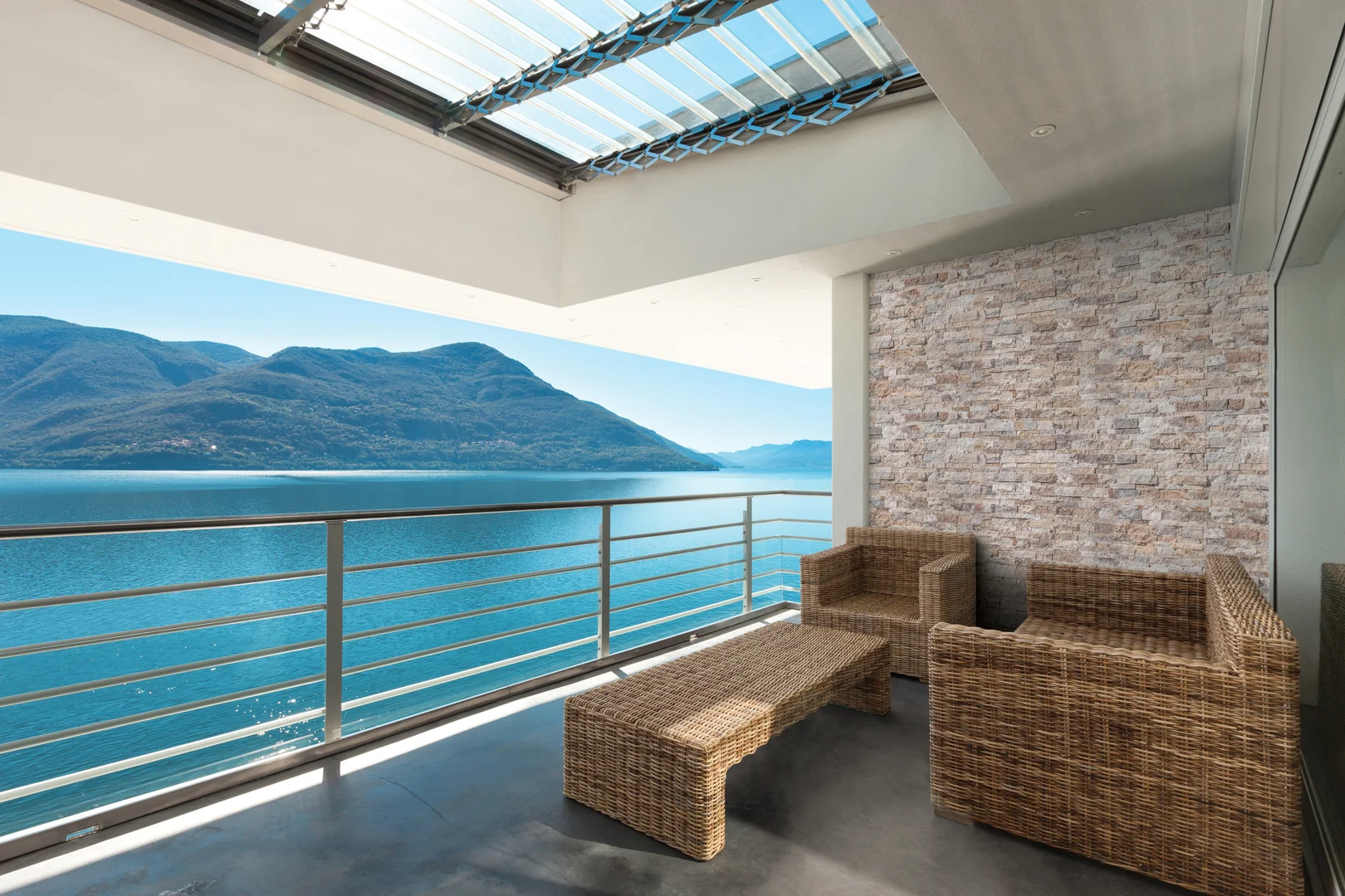 Scabos Splitface Travertine Wall Panel